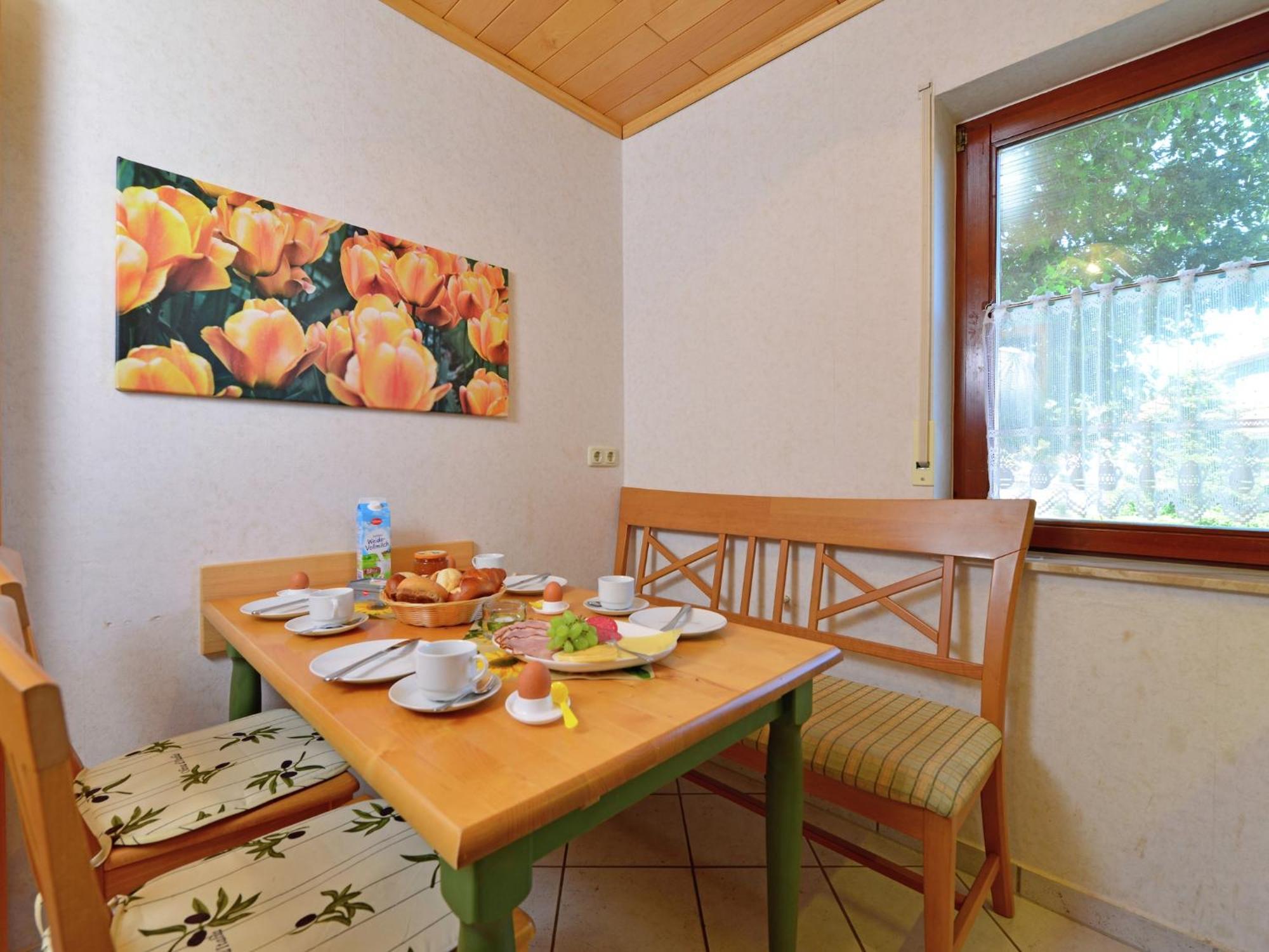 Quaint In Eimelrod Near And Water Sports Appartement *