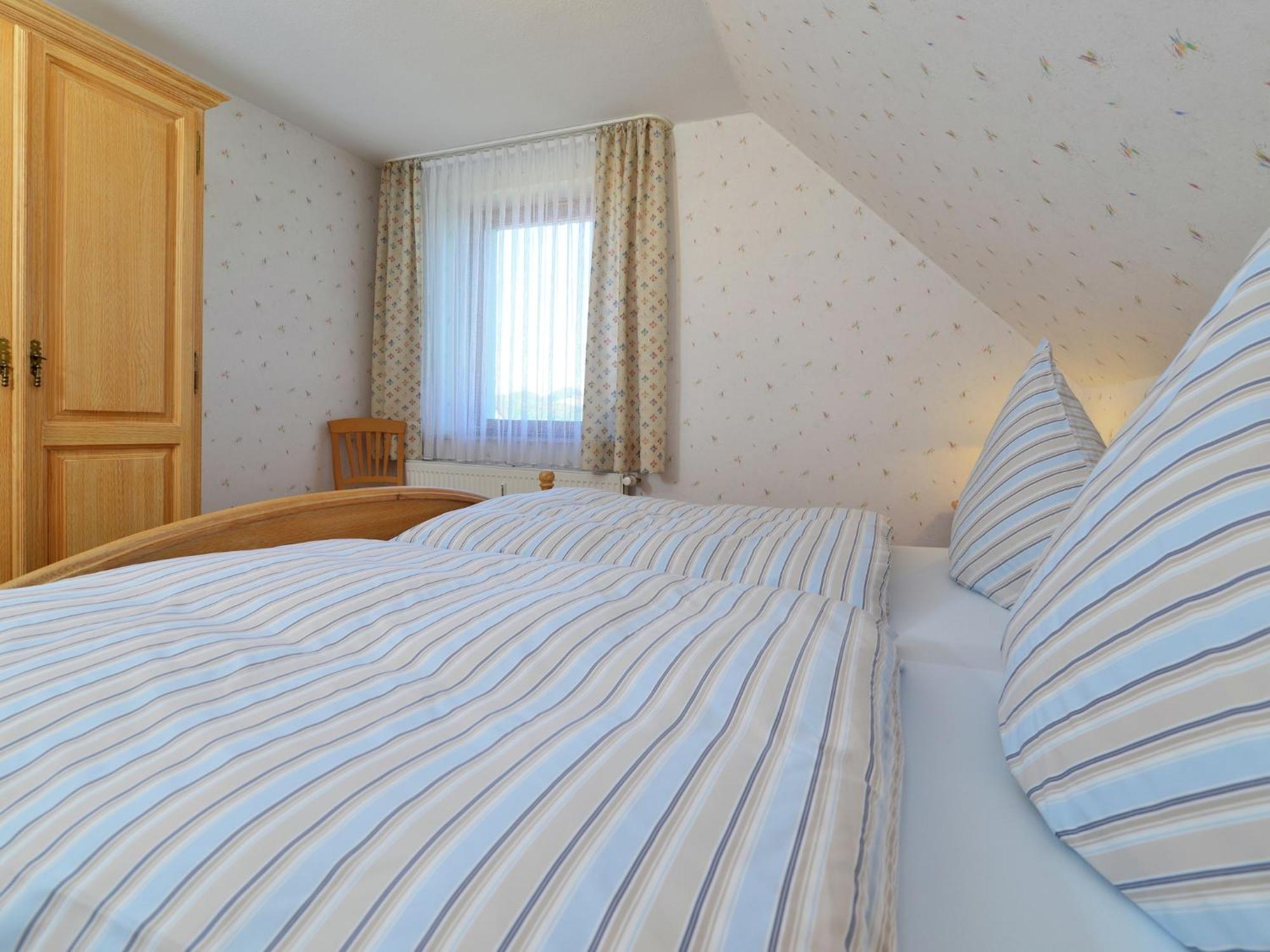 Quaint In Eimelrod Near And Water Sports Appartement